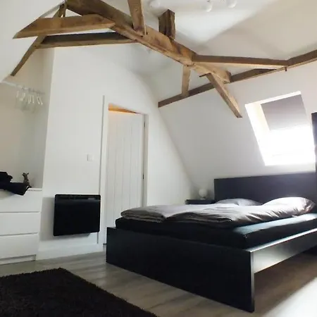 Au Moulin 1771 B&B 모네인